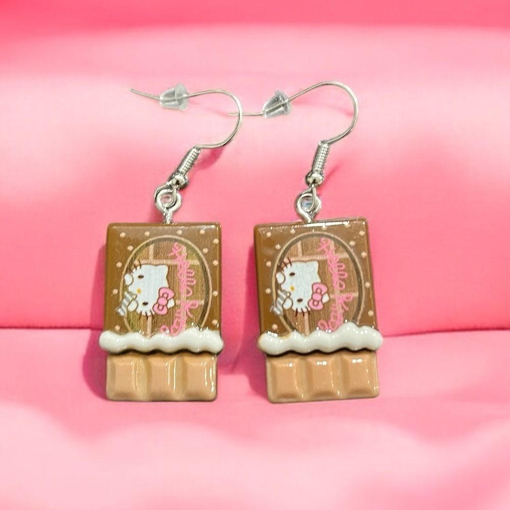 NWT HELLO KITTY Chocolate Earrings - Hypoallergenic
